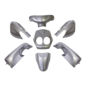 Plaatset Yamaha neo's vanaf bj. 2008 2 takt en 4 takt model 9 delig zilver metallic