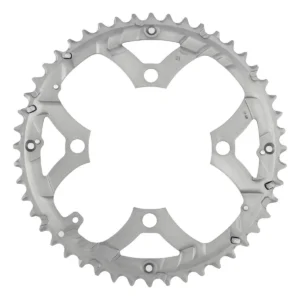 Kettingblad-44t-shimano-deore-fc-m590-kettingrand-zilver-achterkant. Webp kettingblad 44t shimano deore fc m590 kettingrand zilver achterkant